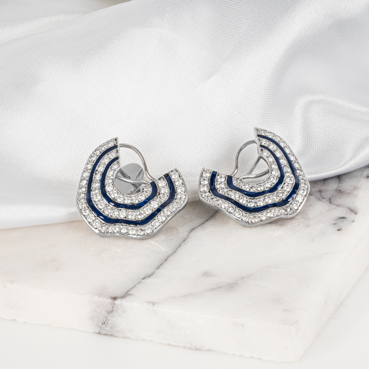 White Gold Diamond & Enamel Earrings 3.29ct